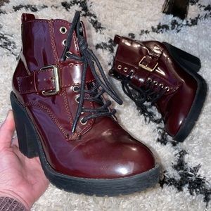 🍷Mudd Ankle Booties🍷